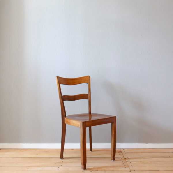 raumnuance_holzstuhl_c1